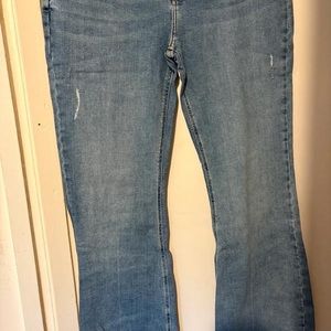 Classic Black GarmentRiver island brand new size 18 jeans